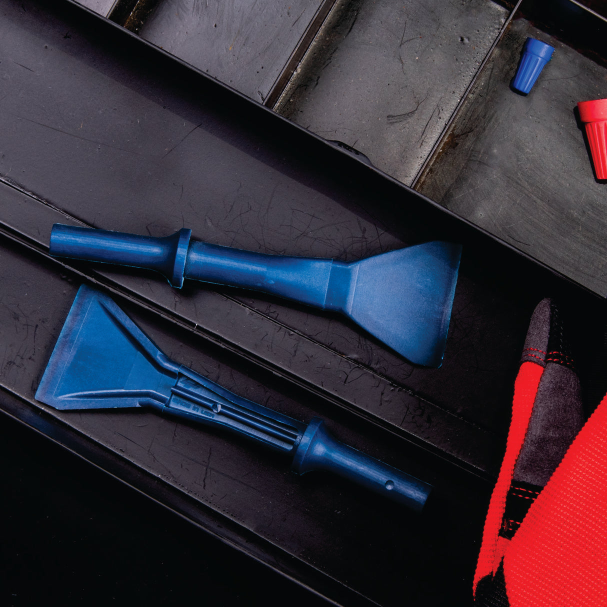 AHSQD-110-XNGL: 1-1/2" Wide Shallow Air Chisel Scraper Tool